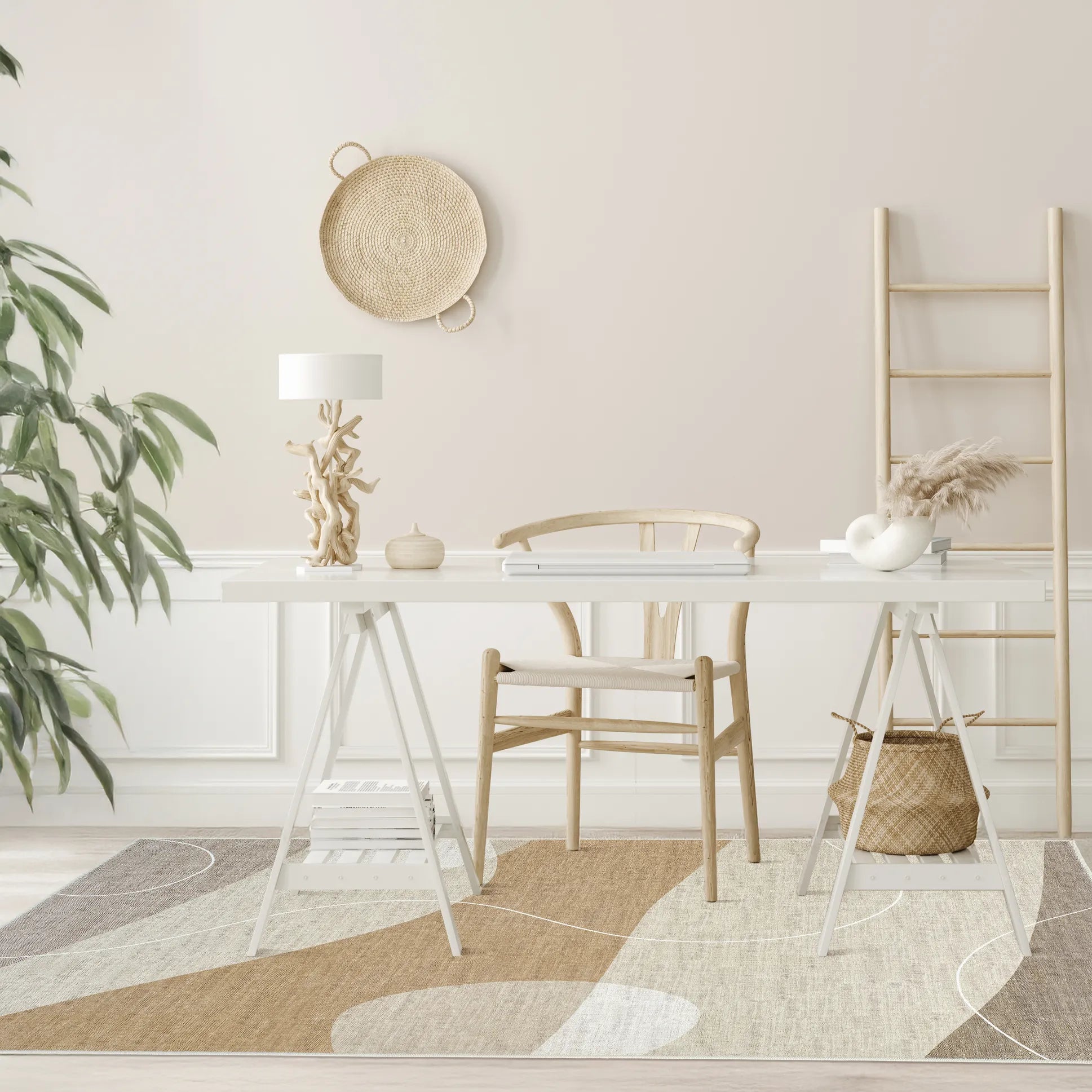 Tappeto Dunis 130x190 cm ambientato in soggiorno luminoso, con palette neutra beige e forme ondulate armoniose