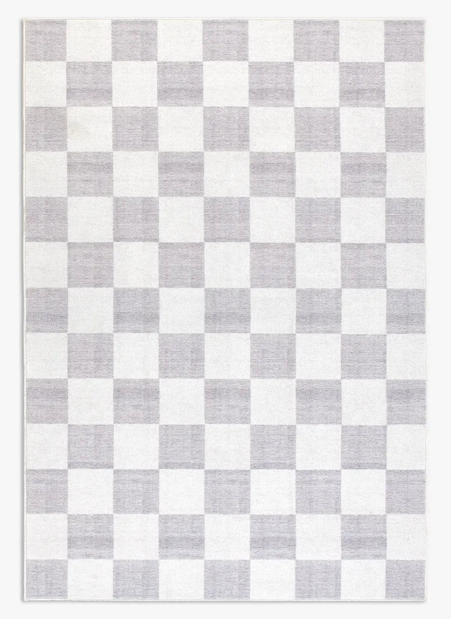 Tappeto Jack LtGrey 160×230 cm in pelo taftato, pattern a quadri morbidi grigio chiaro e panna visto dall’alto.