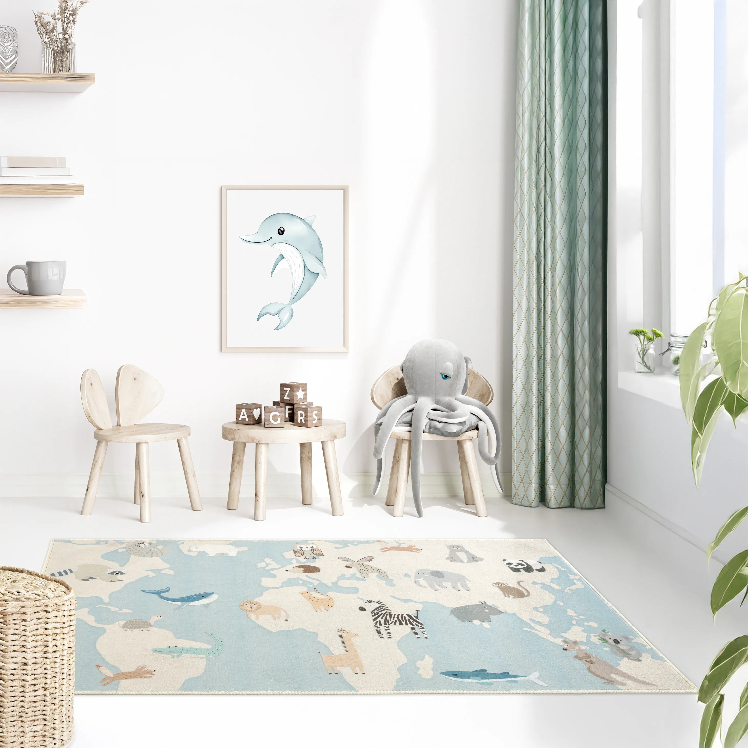 Tappeto Zoonia 80×150 cm in piccolo angolo gioco, tappeto con mappa e animali per attività a terra.